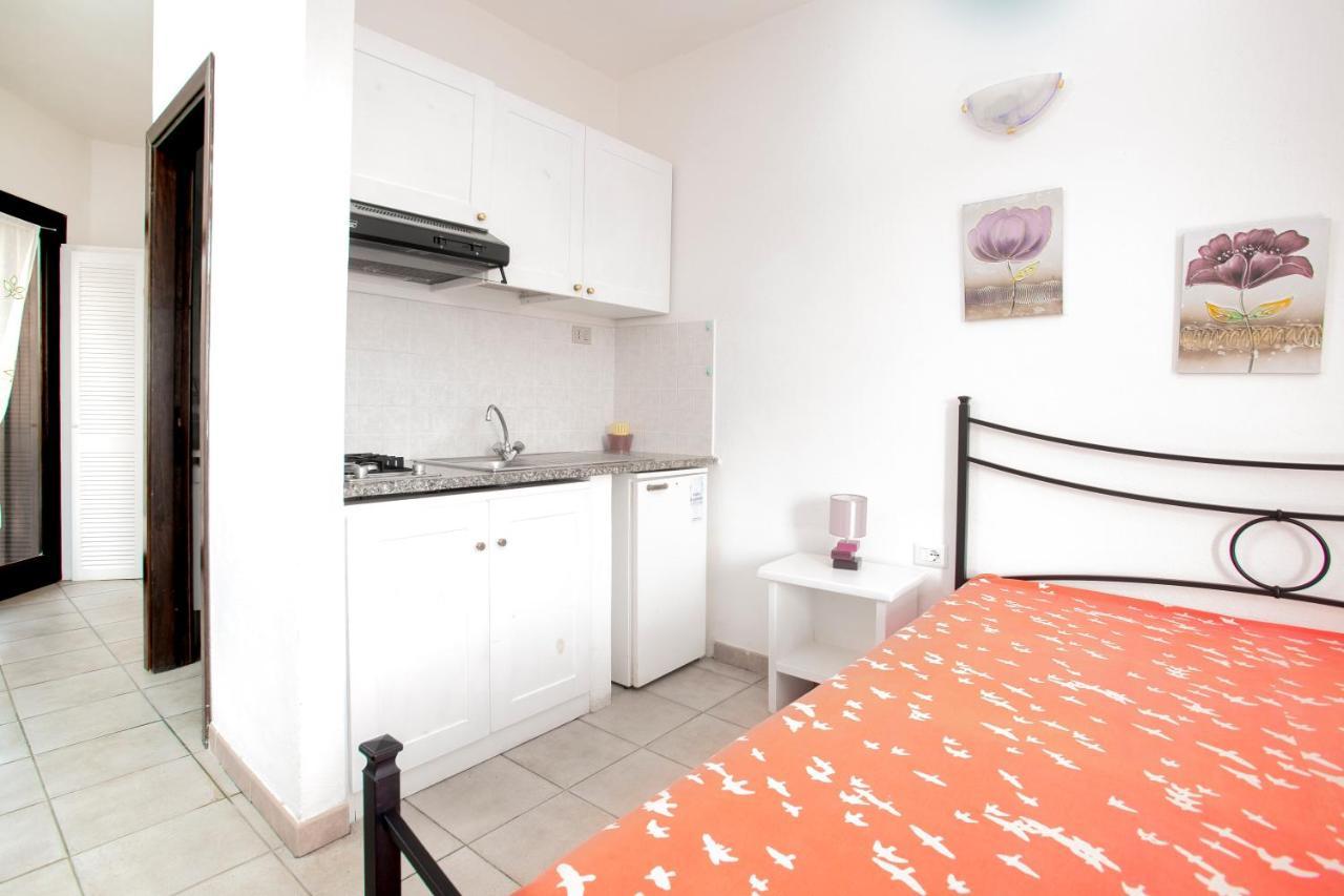 Residence La Marmorata Santa Teresa Gallura Eksteriør billede