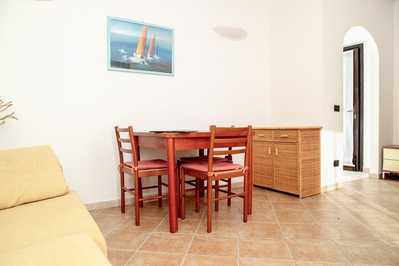Residence La Marmorata Santa Teresa Gallura Eksteriør billede